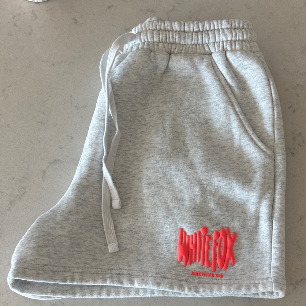 White Fox shorts - XS